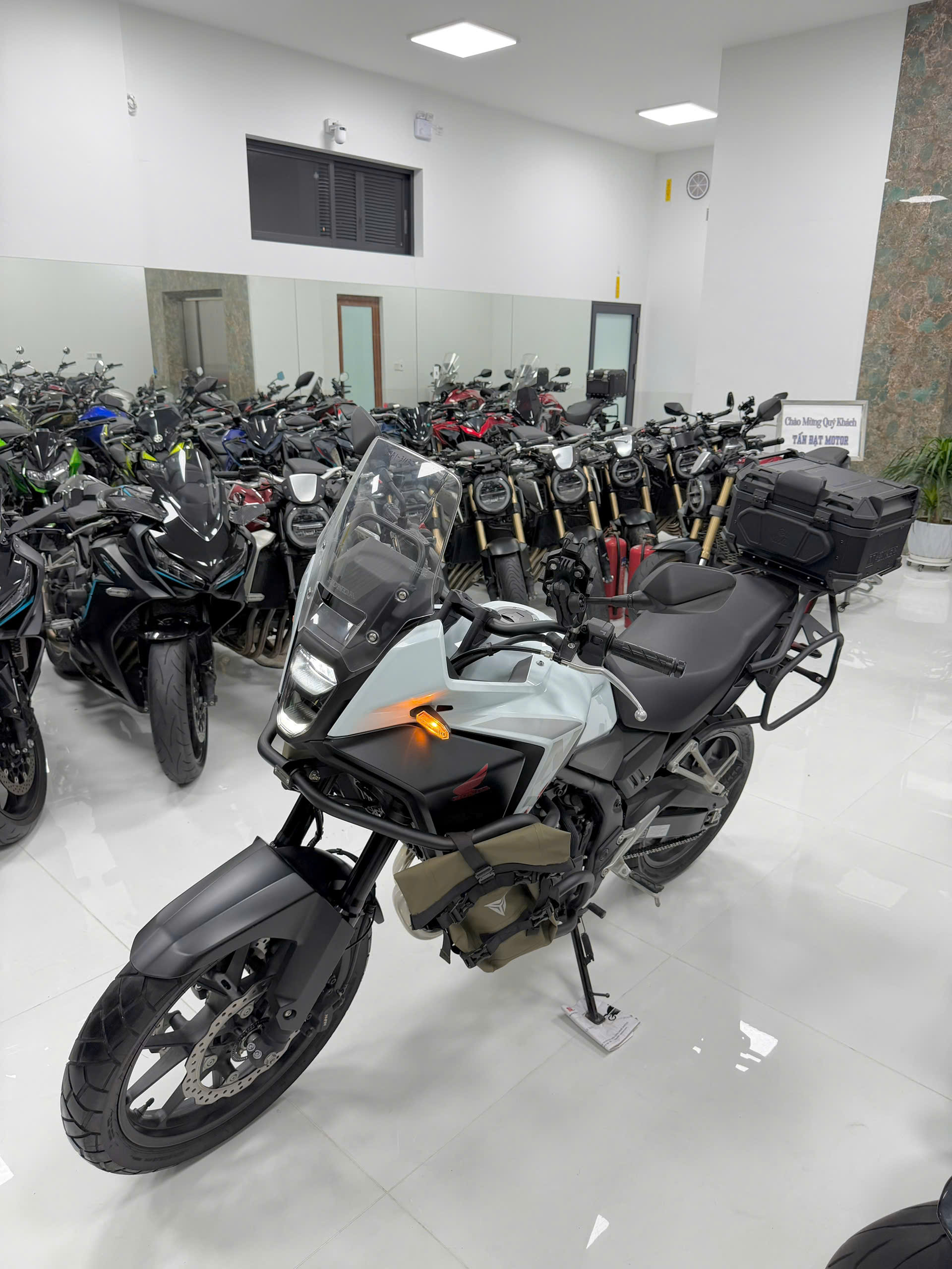 Bán NX500 Đời Cao Kèm Full Đồ Siêu Mới 99%