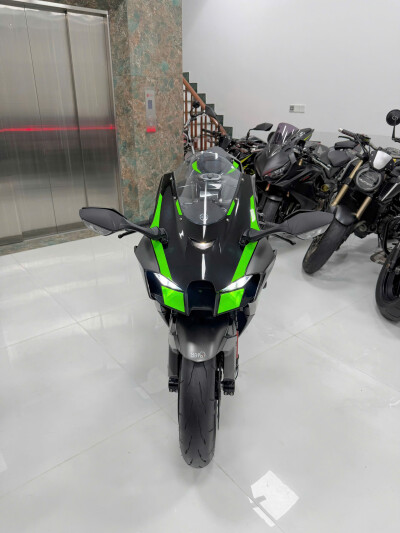 ZX10R Siêu Lướt Rẻ Thế Này Thì Mua ZX6R Làm Gì Nữa
