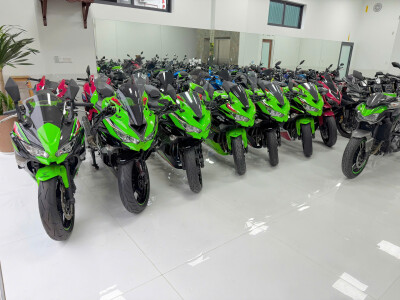 Bán 2 Xe ZX25R 2021 2022, Máy Nguyên Zin Đại Chất Tại Tấn Đạt Motor