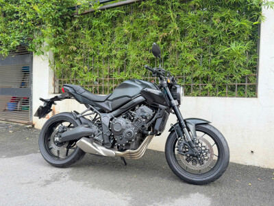 Bán Honda CB650R Black Edition mới 99,9%, Dành Riêng Những Thượng Khách Khó Tính & Mê Cái Đẹp