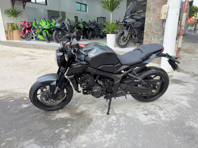 Bán Honda CB650R Black Edition mới 99,9%, Dành Riêng Những Thượng Khách Khó Tính & Mê Cái Đẹp