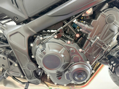 Bán Honda CB650R Black Edition mới 99,9%, Dành Riêng Những Thượng Khách Khó Tính & Mê Cái Đẹp