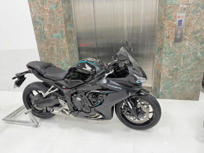 Bán CBR650R Black Edition Đen Nhám Siêu Mới, Dành Riêng Những Thượng Khách Khó Tính & Mê Cái Đẹp