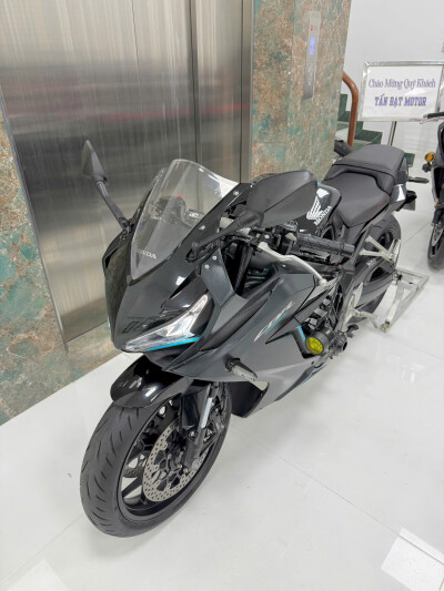 Bán CBR650R Black Edition Đen Nhám Siêu Mới, Dành Riêng Những Thượng Khách Khó Tính & Mê Cái Đẹp