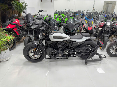 Bán HARLEY SPORTSTER S 1250 Màu Trắng Công Tử Cực Chất