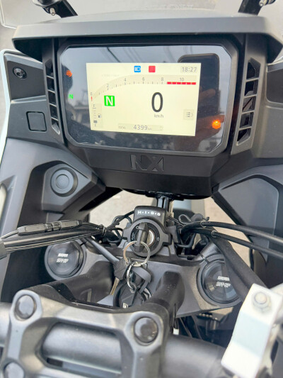 BÁN HONDA NX500 TRẮNG SIÊU LƯỚT, KÈM FULL ĐỒ CHƠI VIP CỰC CHẤT