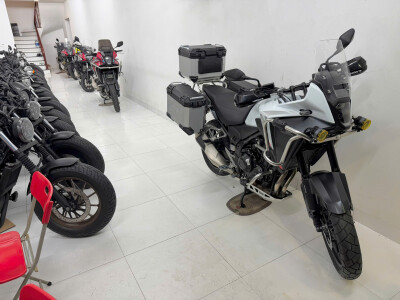 BÁN HONDA NX500 TRẮNG SIÊU LƯỚT, KÈM FULL ĐỒ CHƠI VIP CỰC CHẤT
