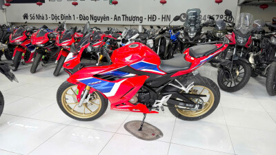 10 Triệu Đã Quất Được CBR150R Đời Cao Đèn LED Tại Tấn Đạt Motor rồi AE Ơi