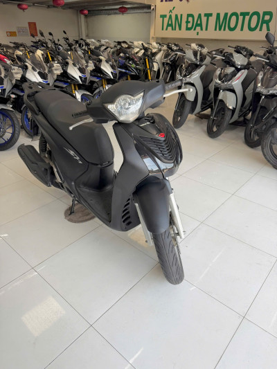 Bán SH150i Smartkey Giá Sinh Viên, Máy Zin Đại Chất, Góp 15 Triệu Nhận Xe Tại Tấn Đạt Motor