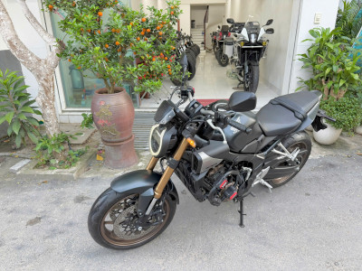 Bán CB650R E-Clutch Màu Đen Nhám Siêu Lướt Hồ Sơ Cầm Tay Tại TẤN ĐẠT MOTOR