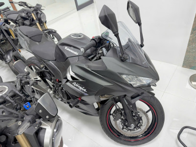 Bán Kawasaki Ninja 400 Đen 2021, Góp 40 Triệu Nhận Xe Tại Tấn Đạt Motor