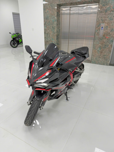 Bán CBR250RR 2020 Màu Đen, 30 Triệu Góp Nhận Xe Luôn Tại TẤN ĐẠT MOTOR