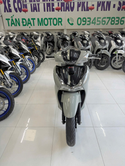 BÁN SH150 ABS MÀU XÁM XI MĂNG, GÓP 25 TRIỆU NHẬN XE, TẤN ĐẠT MOTOR