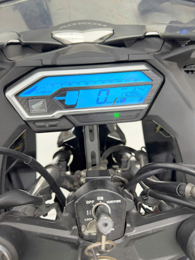 Bán CBR150R Đen Nhám 2018, Máy Nguyên Zin Chất, Góp 6 Triệu Nhận Xe