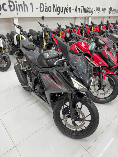 Bán CBR150R Đen Nhám 2018, Máy Nguyên Zin Chất, Góp 6 Triệu Nhận Xe