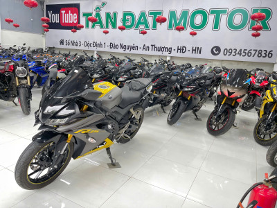 Bán R15v3 Vàng Xám Máy Zin, Góp 7 Triệu Nhận Xe Tại TẤN ĐẠT MOTOR