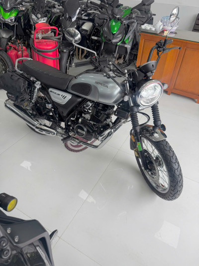 Bán Honda CGX150 ABS Siêu Mới, Góp 20 Triệu Nhận Xe Luôn Tại Tấn Đạt Motor