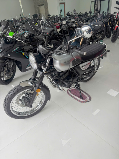 Bán Honda CGX150 ABS Siêu Mới, Góp 20 Triệu Nhận Xe Luôn Tại Tấn Đạt Motor