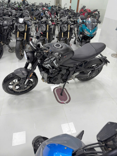 Bán Trident 660 Model 2023 Đen Nhám, Odo Hơn 7.000 Km, Siêu Mới