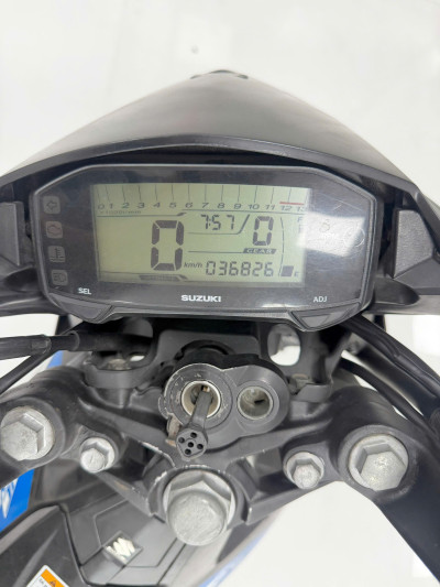 5 Triệu Đã Quất Được Raider 150 Fi Trắng Xanh, Trả Góp Siêu Tốc Tại Tấn Đạt Motor