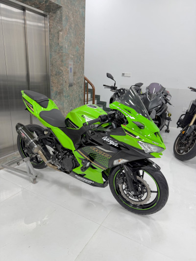 Bán Ninja 400 KRT Xanh Máy Zin Chất Giá Sinh Viên Tại Tấn Đạt Motor