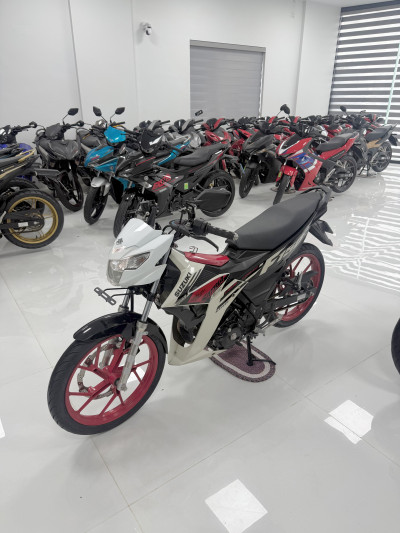10 Triệu Đã Quất Được Satria 150 Trắng Đỏ Đời Cao, Trả Góp Siêu Tốc Tại Tấn Đạt Motor